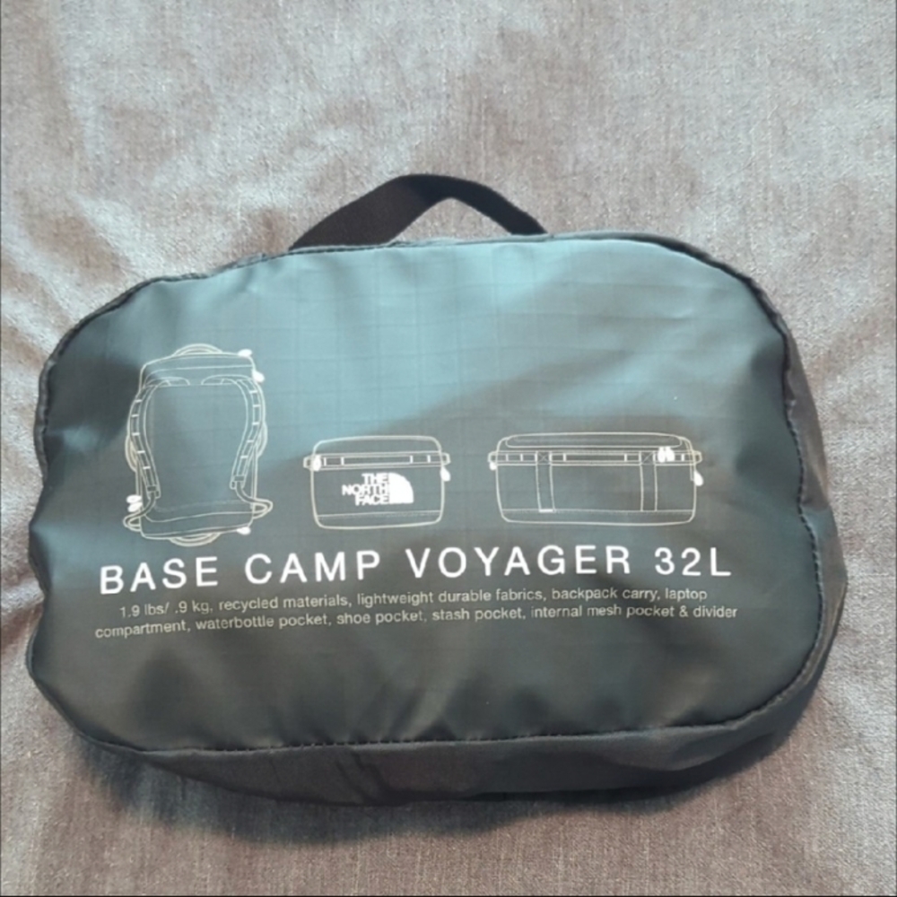 The North Face Base Camp Voyager 32L Duffel - Black